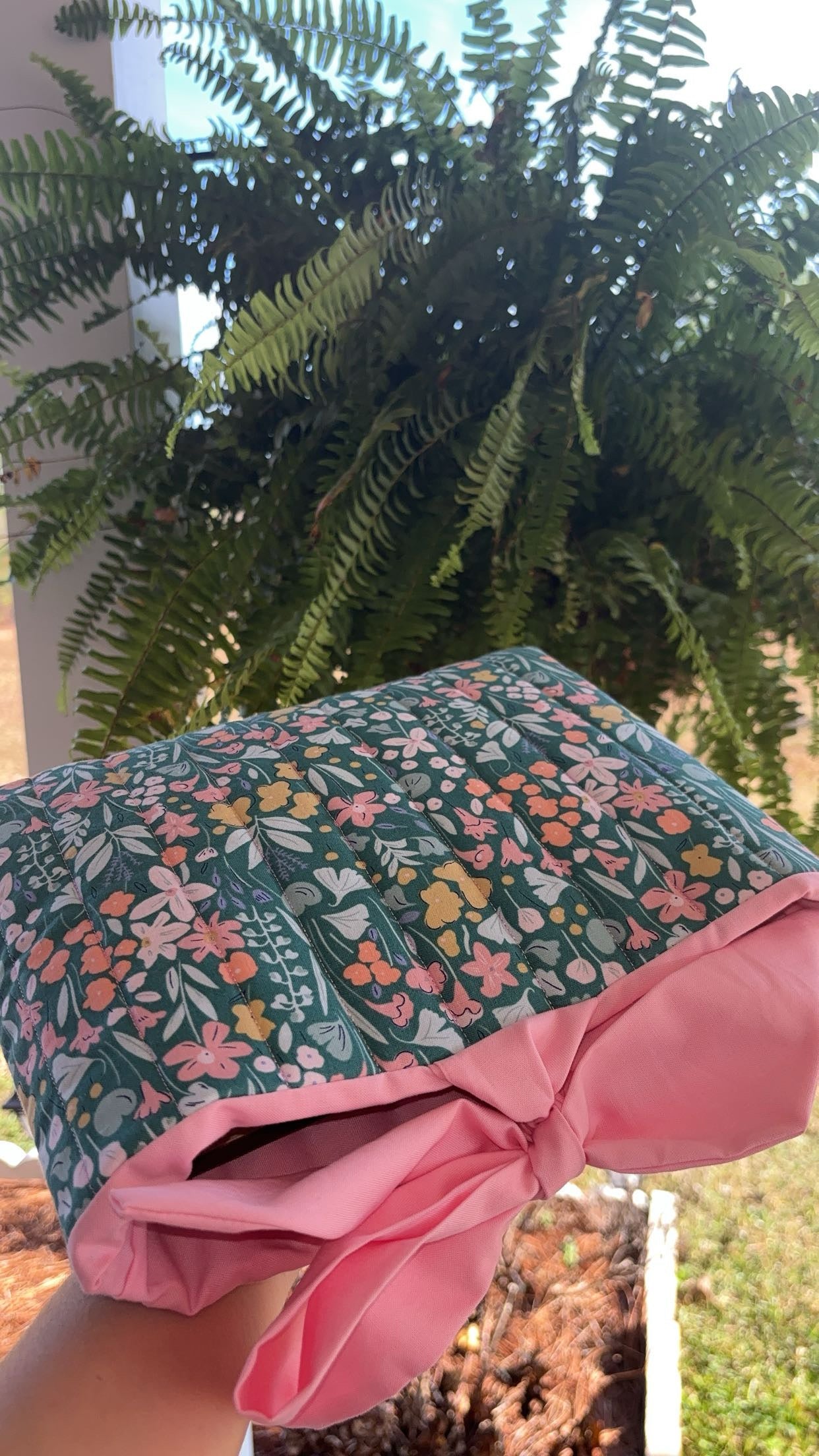 Pink Floral Quilted Bible Case