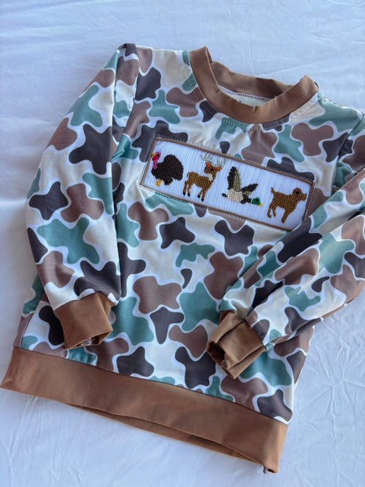 Smocked hunting shirt